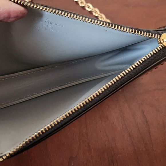 Louis Vuitton Black Monogram Vernis Lexington Pochette Bag - Picture 7 of 9